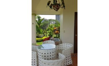 VENDO ESPECTACULAR CASA ISLAND STATE 1.550m2 EN SANTA MARIA