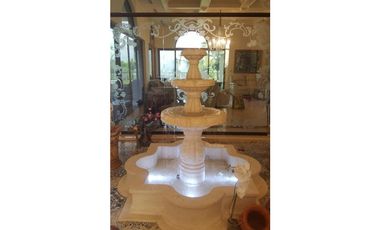 VENDO ESPECTACULAR CASA ISLAND STATE 1.550m2 EN SANTA MARIA