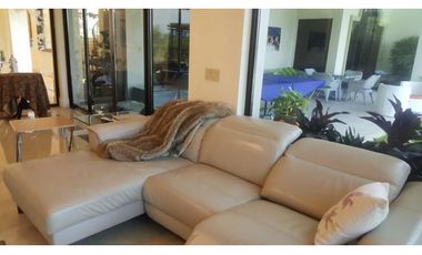 VENDO ESPECTACULAR CASA ISLAND STATE 1.550m2 EN SANTA MARIA