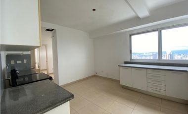 VENDO  APARTAMENTO PH WHITE AVENIDA BALBOA