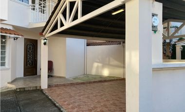 ALQUILO CASA EN EL CRISOL VILLAS DE CERRO LINDO