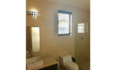 Casa en Venta en Pacifico. Howard