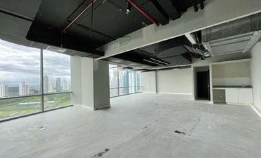 OFICINA EN COSTA DEL ESTE A ESTRENAR