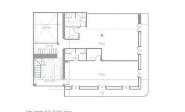 ALQUILO EN PLAZA COMERCIAL CASA FERAUD LOCAL EN CASCO VIEJO