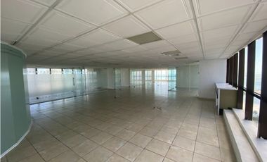 VENDO OFICINA EN LA TORRE BAC EN LA AVENIDA BALBOA