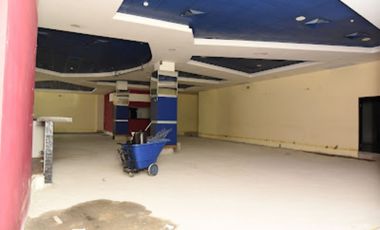 ALQUILO LOCAL EN LOS ANDES MALL TRANSISMICA