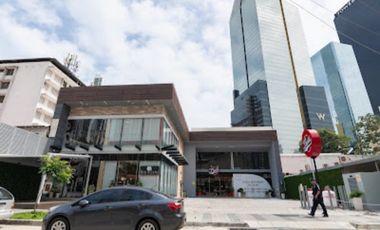 ALQUILO LOCAL EN PLAZA TRIHUMP (PLAZA URUGUAY)  BELLA VISTA