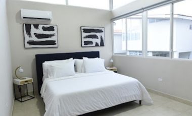 VENDO APARTAMENTO EN EL PH PARADISE POINT EN CORONADO