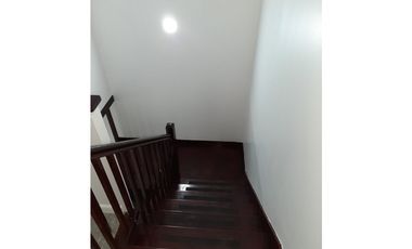 VENDO CASA EN EL RESIDENCIAL HOWARD EN ARRAIJAN