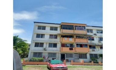 VENDO APARATAMENTO EN EL PH EDIFICIO E EN CAMPO LIMBER