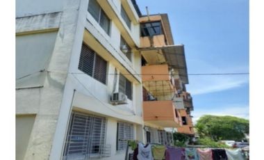 VENDO APARATAMENTO EN EL PH EDIFICIO E EN CAMPO LIMBER