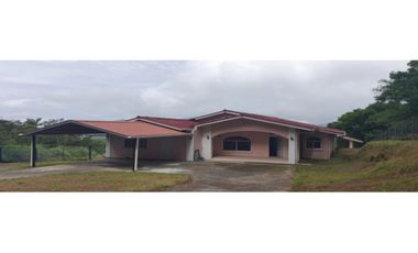 VENDO CASA EN ALTOS DE MARIA PIMONTE CHAME