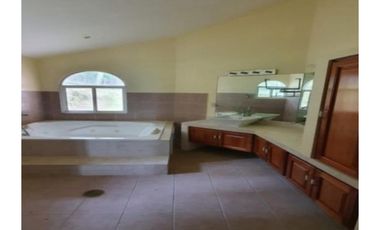VENDO CASA EN ALTOS DE MARIA PIMONTE CHAME