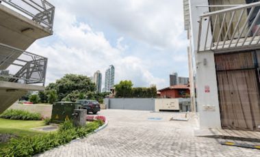 ALQUILO LOCAL EN PLAZA BRAZIL 50 VIA ISRAEL