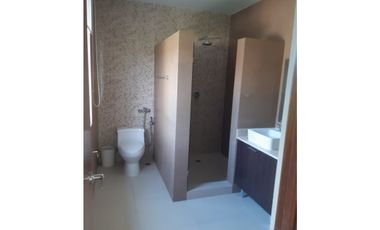 SE VENDE CASA EN PH RIVER VALLEY EN HOWARD