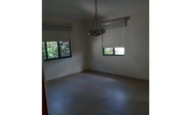 SE VENDE CASA EN PH RIVER VALLEY EN HOWARD