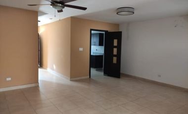 SE VENDE CASA EN EL PH VILLA TIBER EN BRISAS DEL GOLF