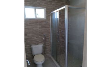 SE VENDE CASA EN EL PH VICTORIA EN BRISAS DEL GOLF