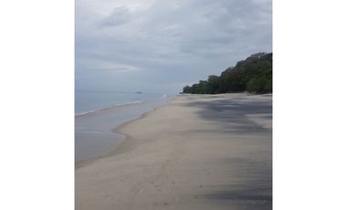 SE VENDE APARTAMENTO EN EL EDIFICIO HOWARD EN BIJAO