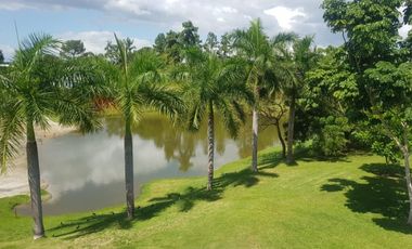 SE VENDE APARTAMENTO EN EL EDIFICIO HOWARD EN BIJAO