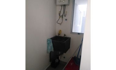 ALQUILO APARTAMENTO EN CARRASQUILLA 3 HABITACIONES