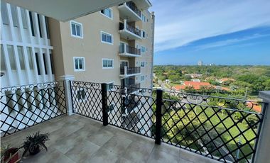 SE VENDE APARTAMENTO EN PH ALCAZAR PARK EN CORONADO
