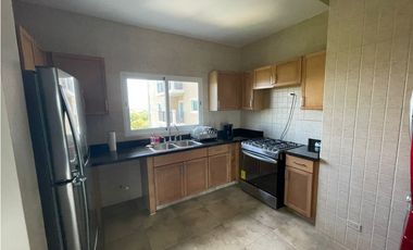 SE VENDE APARTAMENTO EN PH ALCAZAR PARK EN CORONADO