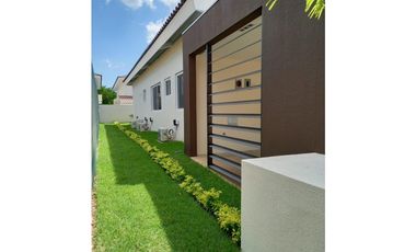 SE VENDE CASA EN BOSQUE DEL PACIFICO EN PANAMA PACIFICO