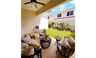 SE VENDE CASA EN BOSQUE DEL PACIFICO EN PANAMA PACIFICO