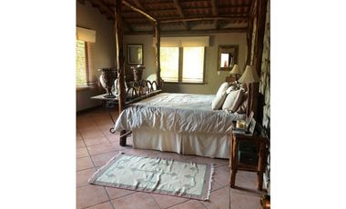 SE VENDE CASA EN EL VALLE DE ANTON