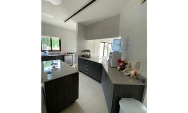 SE VENDE APARTAMENTO EN EL PH LAS OLAS II VISTA MAR SAN CARLOS