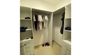 SE VENDE APARTAMENTO EN EL PH LAS OLAS II VISTA MAR SAN CARLOS