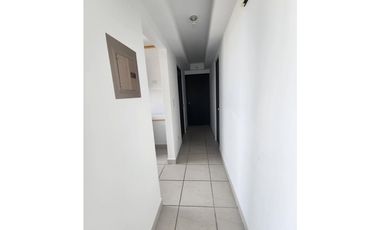 SE ALQUILA APARTAMENTO EN PARQUE LEVEFRE 2H, 2B C/LB