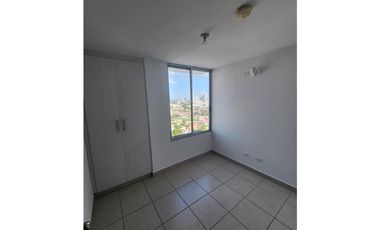 SE ALQUILA APARTAMENTO EN PARQUE LEVEFRE 2H, 2B C/LB