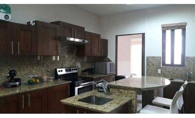 Pent House Embassy Club. Venta de Inversión. Con inquilino .