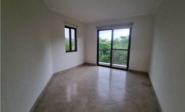 Pent House Embassy Club. Venta de Inversión. Con inquilino .