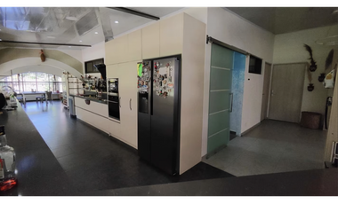 ANTON / EL VALLE / 1895M / 4 HABITACIONES / 4 PARKING / PISCINA