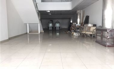 Se Alquila Local sobre Vía España