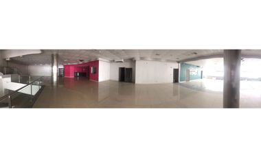 Se Alquila Local sobre Vía España