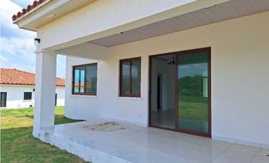 Venta de Terreno de 903 mts con Casa en San Carlos/ Hacienda Pacifica