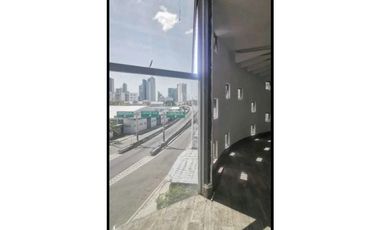 LOCALES COMERCIALES Y OFICINA PARQUE LEFEVRE 170M2