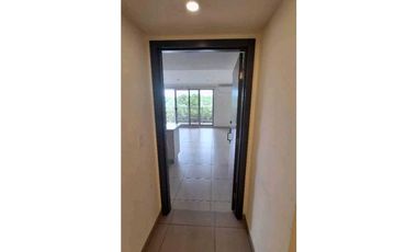 VENTA DE  APARTAMENTO EN PANAM PACFICO PH MADEIRA, WOODLANDS  JP