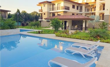 CASA DUPLEX EN CLAYTON EN EMBASSY CLUB  3REC 3B CBE L/B  336M2