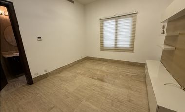 Fairway Estates $2,100,000