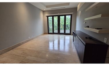 Fairway Estates $2,100,000