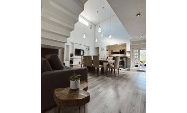 VENTA CASA PREMIUM 4/5 DORMITORIOS