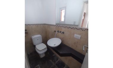 ALQUILER ANUAL BARRIO CAUSANA CARLOS PAZ CORDOBA PILETA