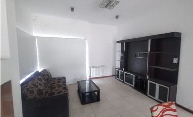 ALQUILER ANUAL BARRIO CAUSANA CARLOS PAZ CORDOBA PILETA