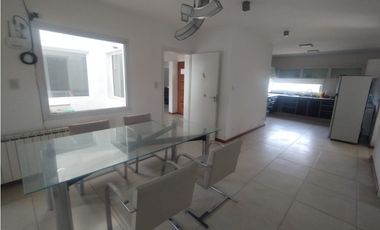 ALQUILER ANUAL BARRIO CAUSANA CARLOS PAZ CORDOBA PILETA