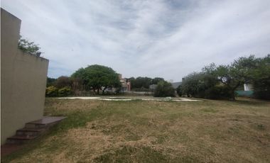 ALQUILER ANUAL BARRIO CAUSANA CARLOS PAZ CORDOBA PILETA